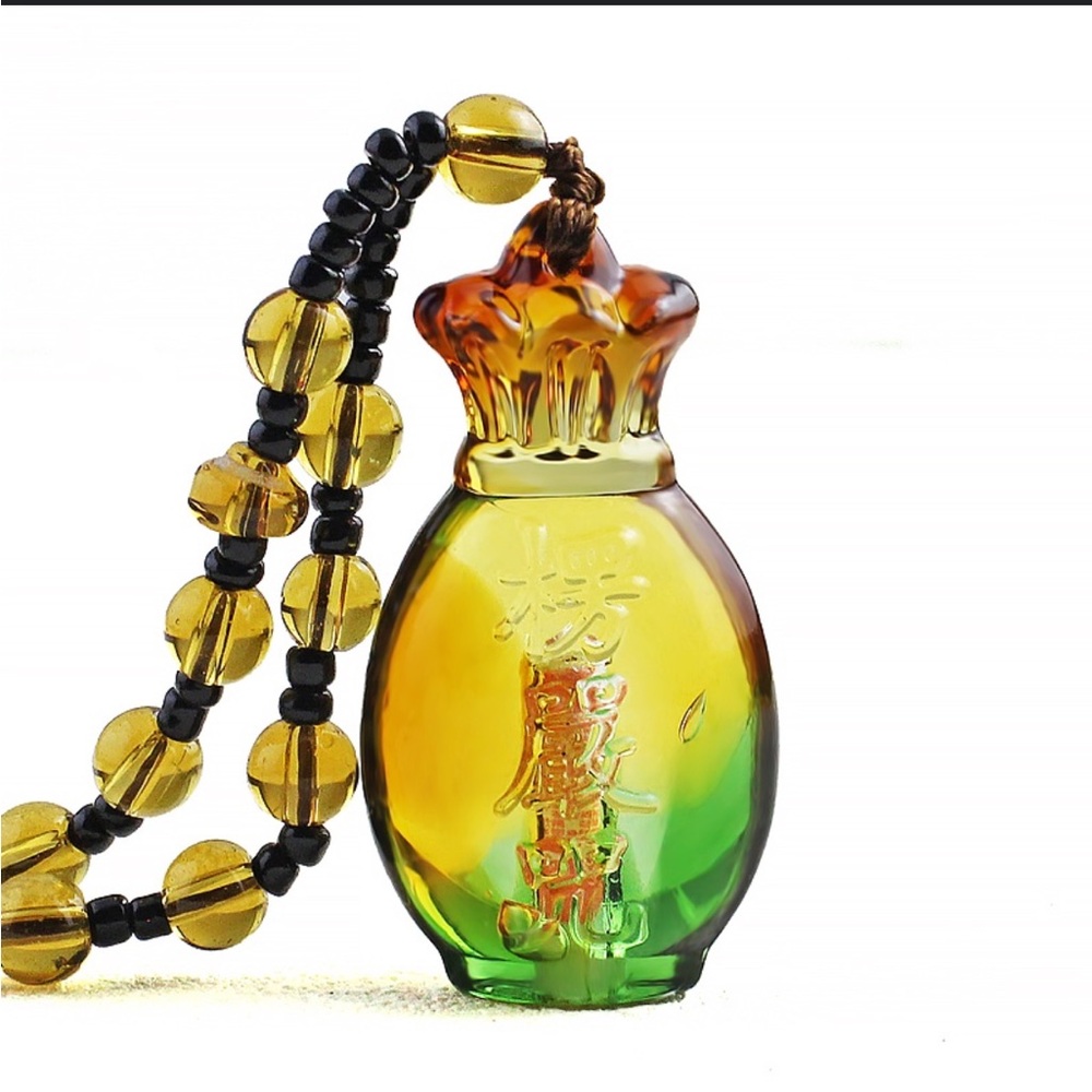 Crystal Bottle Buddhism Lotus Shurangama MANTRA Pendant Tibetan Amulet Lucky